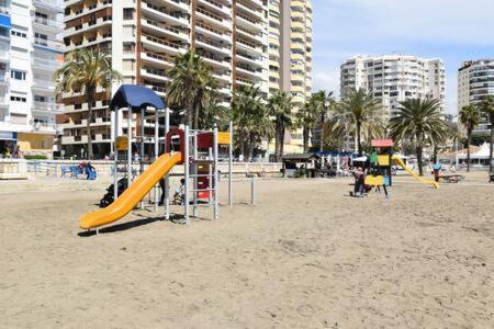 Apartment At The Beach -La Malagueta-Free Parking- Malaga Exterior photo